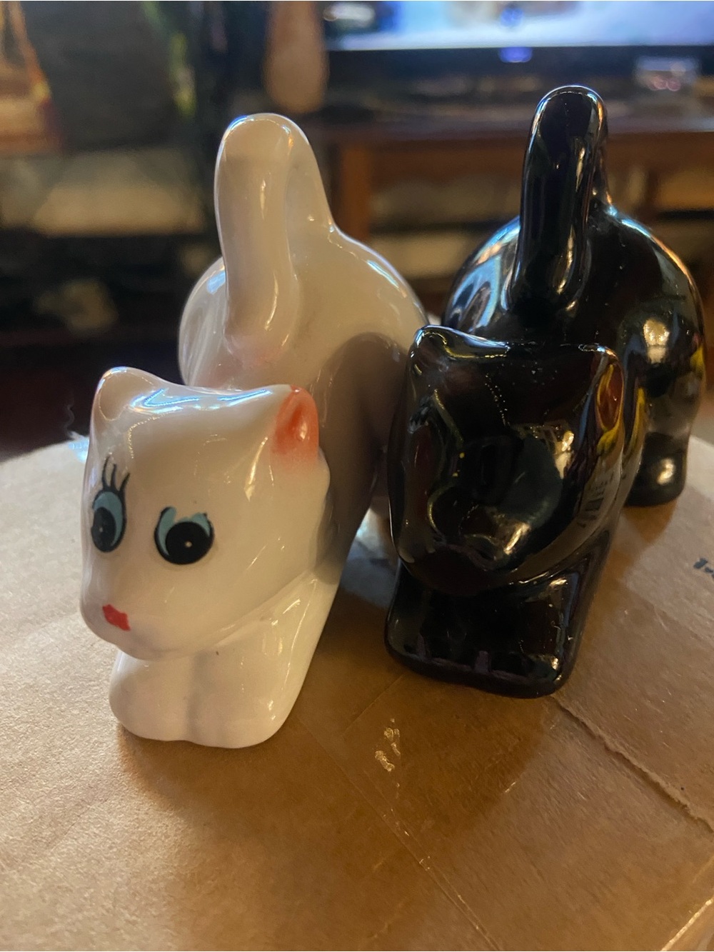 Vintage Cat Salt and Pepper Shakers - White & Black